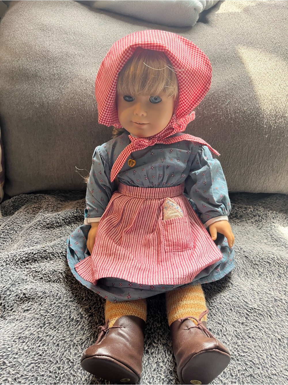 Pleasant Company American Girl Doll Kristin with clothes